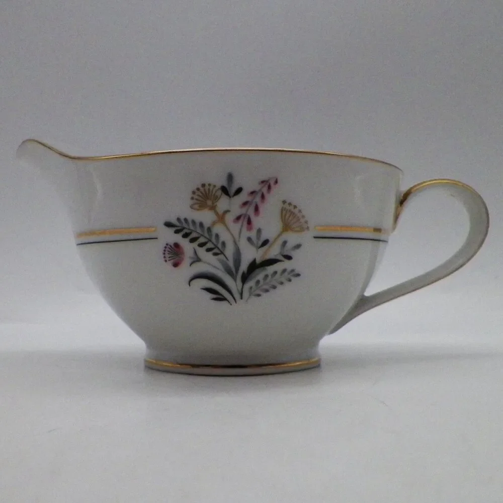 Lipper & Mann Queen Annes Lace Creamer & Sugar Bowl Fine China Japan MCM